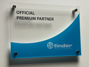 Finder Premium Partner Plaque
